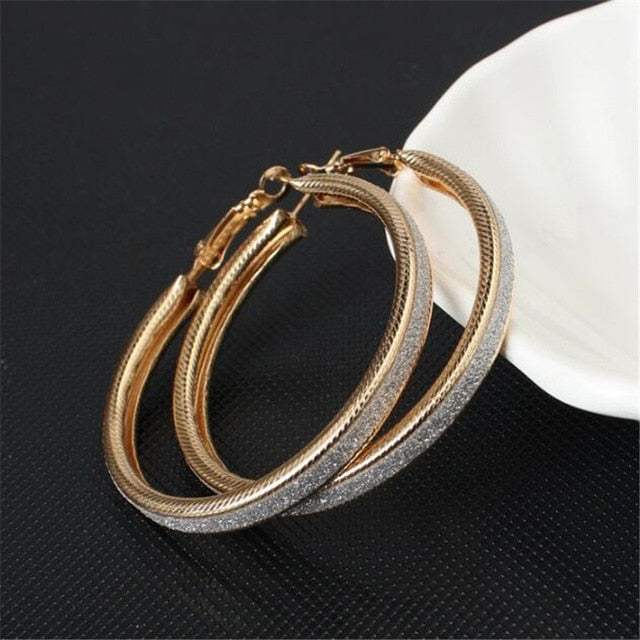 Metal Elegant Hoop Earring