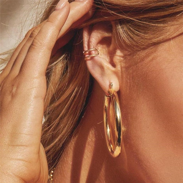 Metal Elegant Hoop Earring