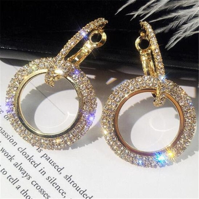 Metal Elegant Hoop Earring